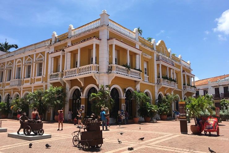 A photo of Plaza San Pedro Claver in Cartagena in queer Colombia.