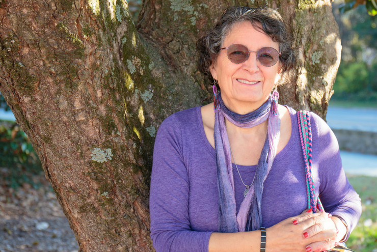 A photo of Latina trans health advocate Lea Córdova.