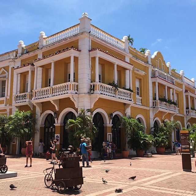 Ready, jetset, go! Spectrum South’s @joshcwatkins heads way down south to explore queer culture and life in beautiful Colombia. Known as a traditional and conservative country, Colombia pleasantly surprises with its welcoming locals, thriving gay scene, incredible landscapes, and cosmopolitan vibes. Check out Josh’s full journey at spectrumsouth.com.