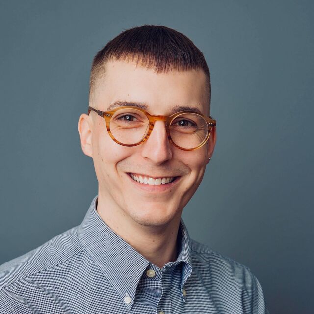 "Take time to sit in your moment of exploration and know it is perfectly normal. The thrill of life centers around discovery. At some point, exploration brings clarity. Venture until you have it." Spectrum South’s @drlauramcguire sat down with Kollyn Conrad, Executive Director of @pblclyprvt, to discuss the evolution of identity and his personal experience of finding his way as a queer person in the South. Read the full interview—link in bio.